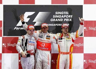 Glock, Hamilton i Alonso en el podi de Singapur