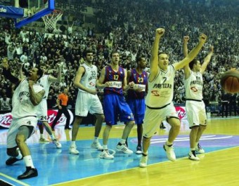 e__archivo_photo_10_1_1_20100204_YBK02F1 La victòria del Partizan s'ha fet esperar