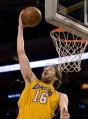 pau_gasol_encesto Una cistella de Pau Gasol
