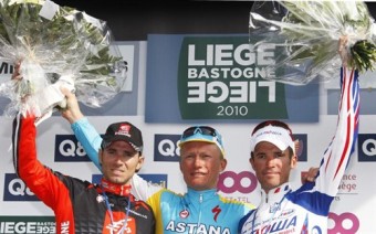 Valverde, Vinokurov i Kolobnev al podi.